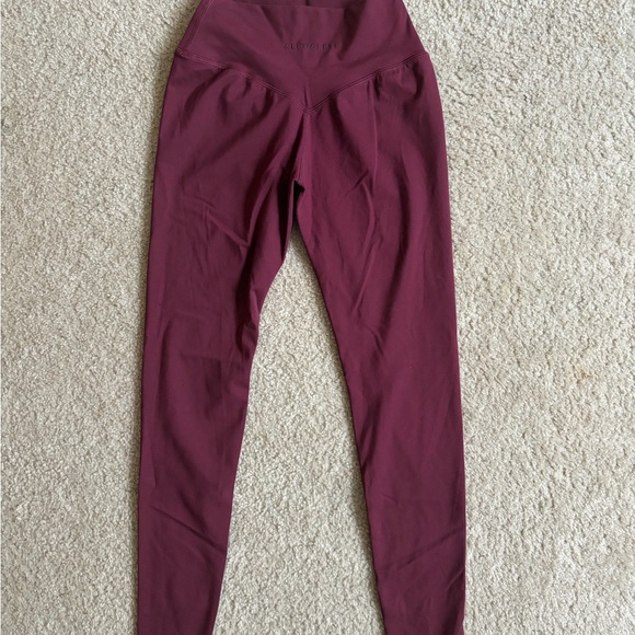 Alphalete Set Red - Picture 8 of 9